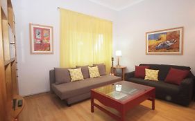 Lovely Apartment At Park Gueell