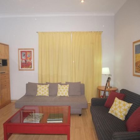 Lovely Apartment At Park Gueell Barcellona Esterno foto