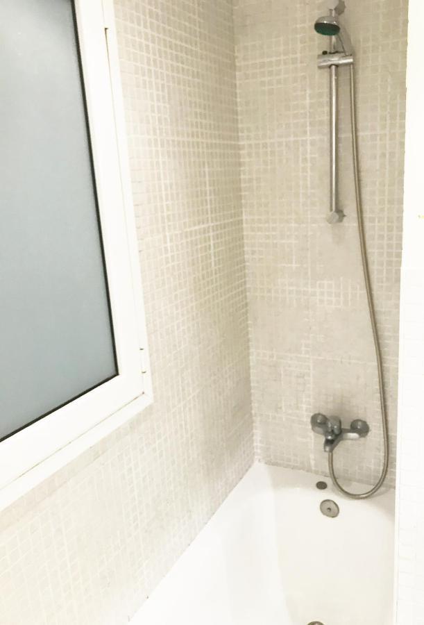 Lovely Apartment At Park Gueell Barcellona Esterno foto