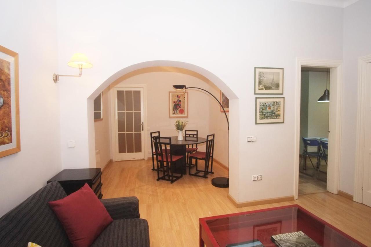 Lovely Apartment At Park Guell Barcellona Esterno foto